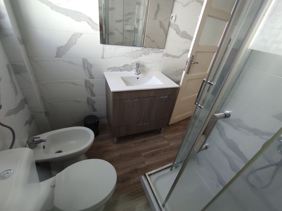 Alugo Quarto em Apartamento Partilhado