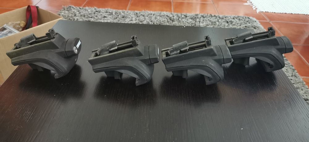 Pés thule modelo 757