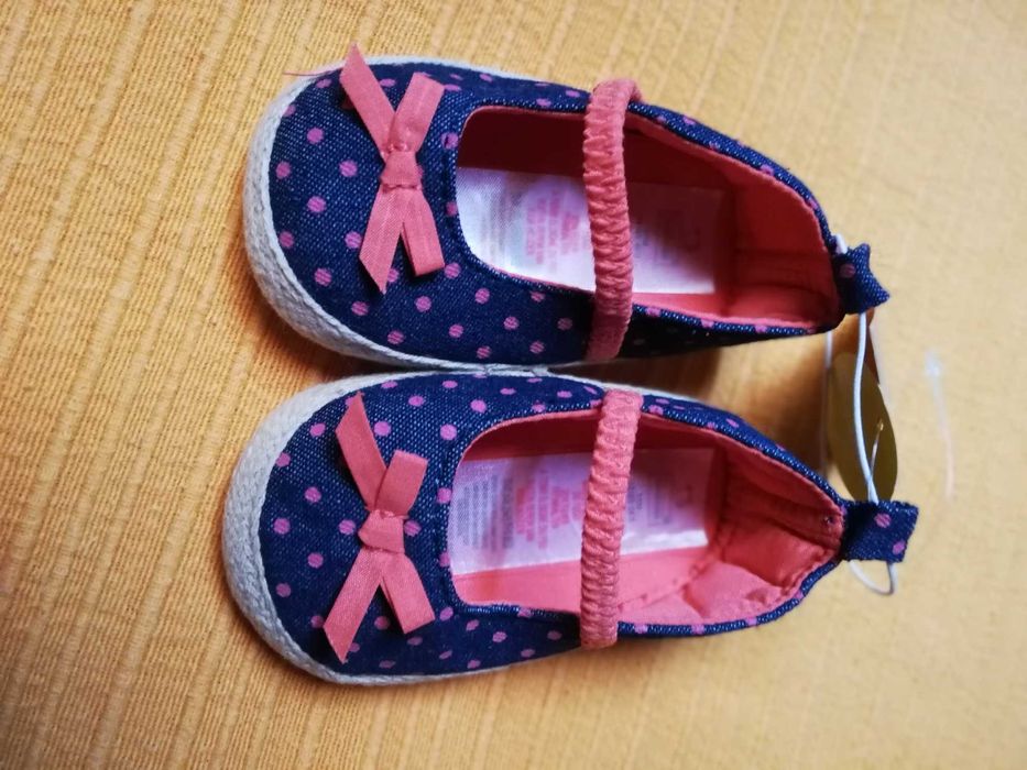 Sapatos de bebé menina - 3 Meses (NOVAS)