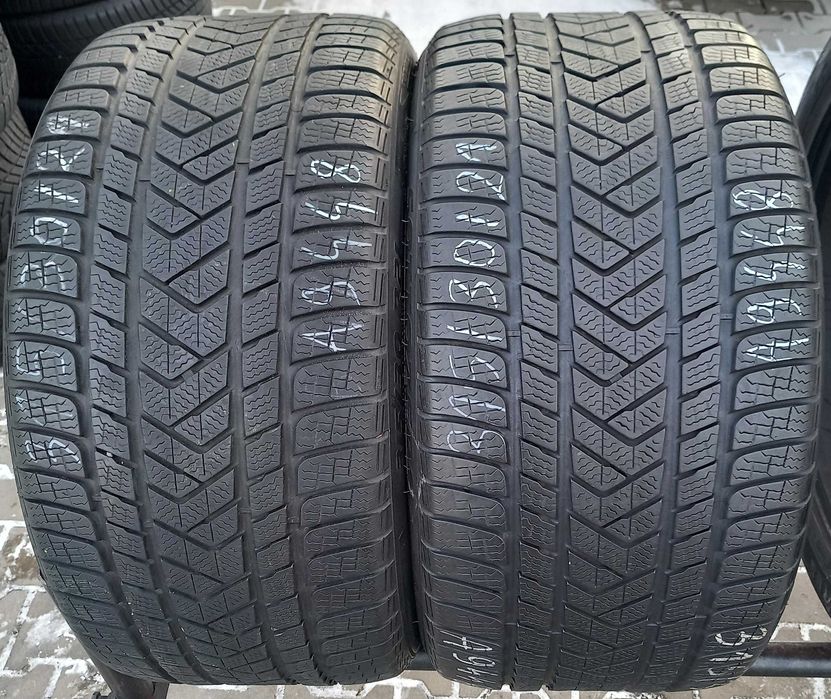 315/30/21 Pirelli SottoZero 3 NO 105V