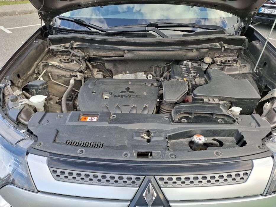 Mitsubishi  Outlander  III, 2020 р.в.