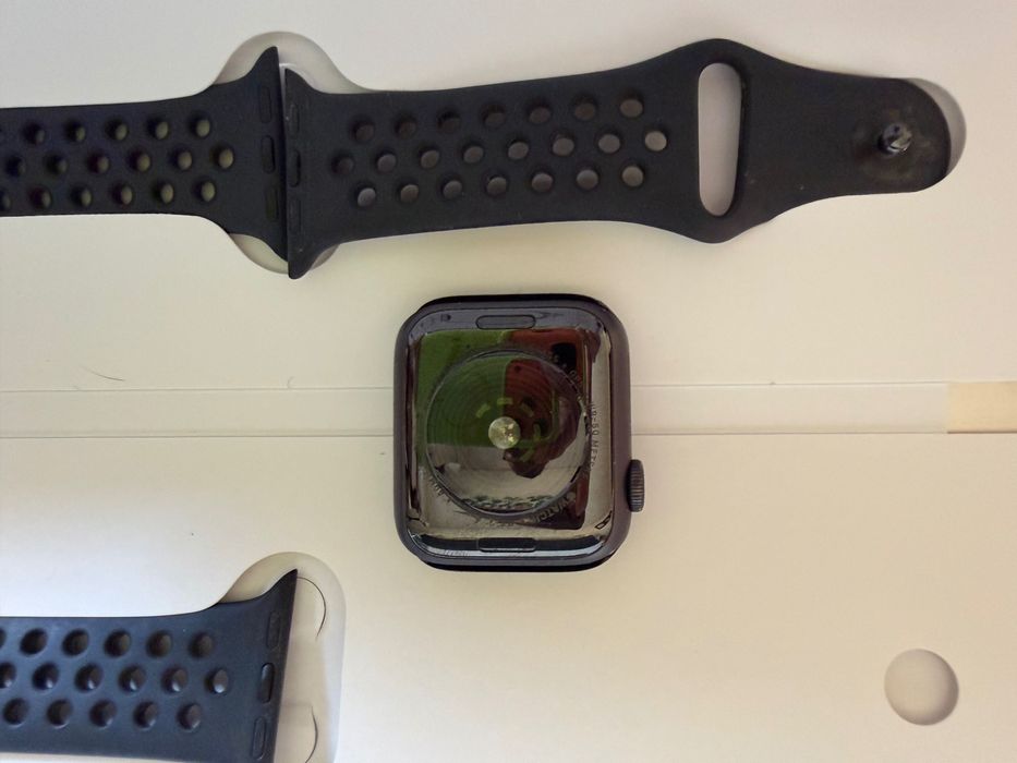 Apple Watch SE Nike impecável.