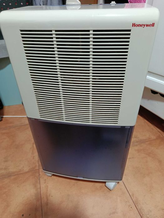 Desumidificador honeywell em excelente estado. P despachar logo