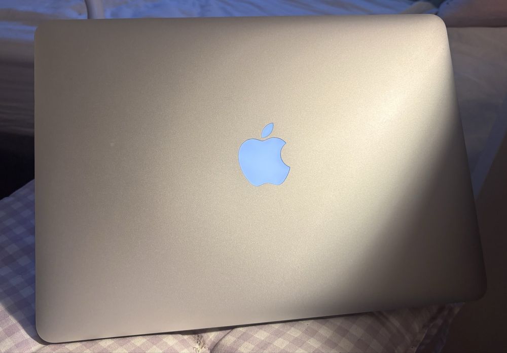 Macbook Air 13 (2017) 128gb