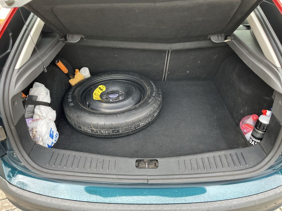 Продам FORD FOCUS 1,6 газ/бензин