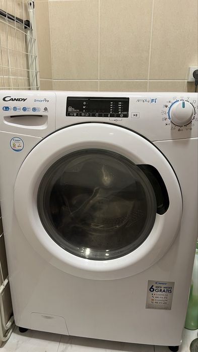 Máquina de lavar roupa Candy
