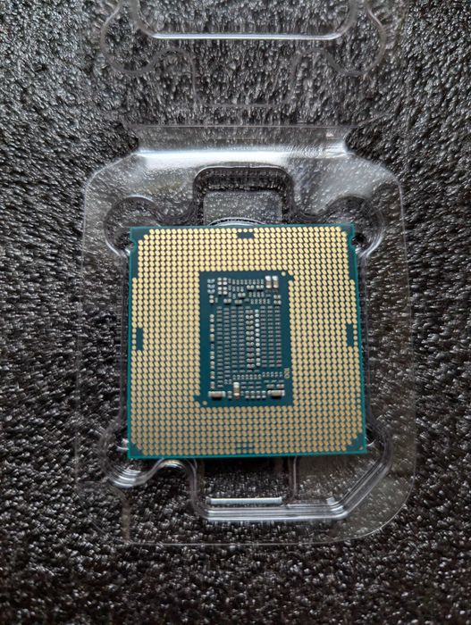 Процесор CPU Intel 1151 I5 8400 під DDR4 повний комплект BOX
