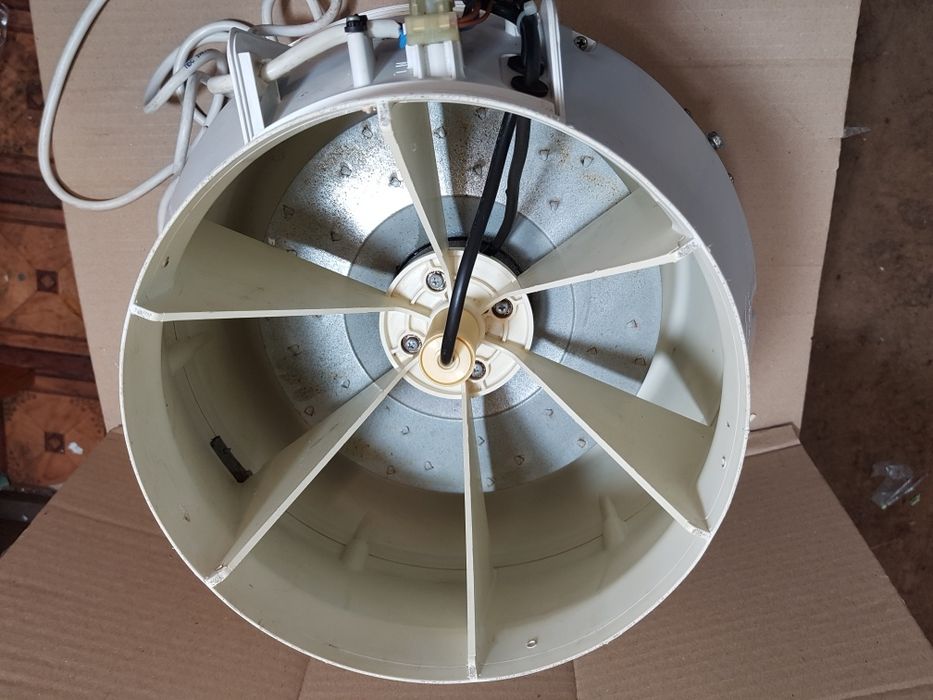 Канальный вентилятор Vortice CA 250 VO.