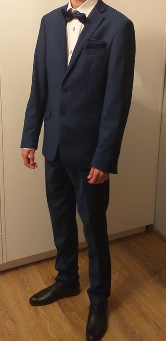 Garnitur na bierzmowanie jak Nowy młodziezowy 2-czesciowy na wzrost do