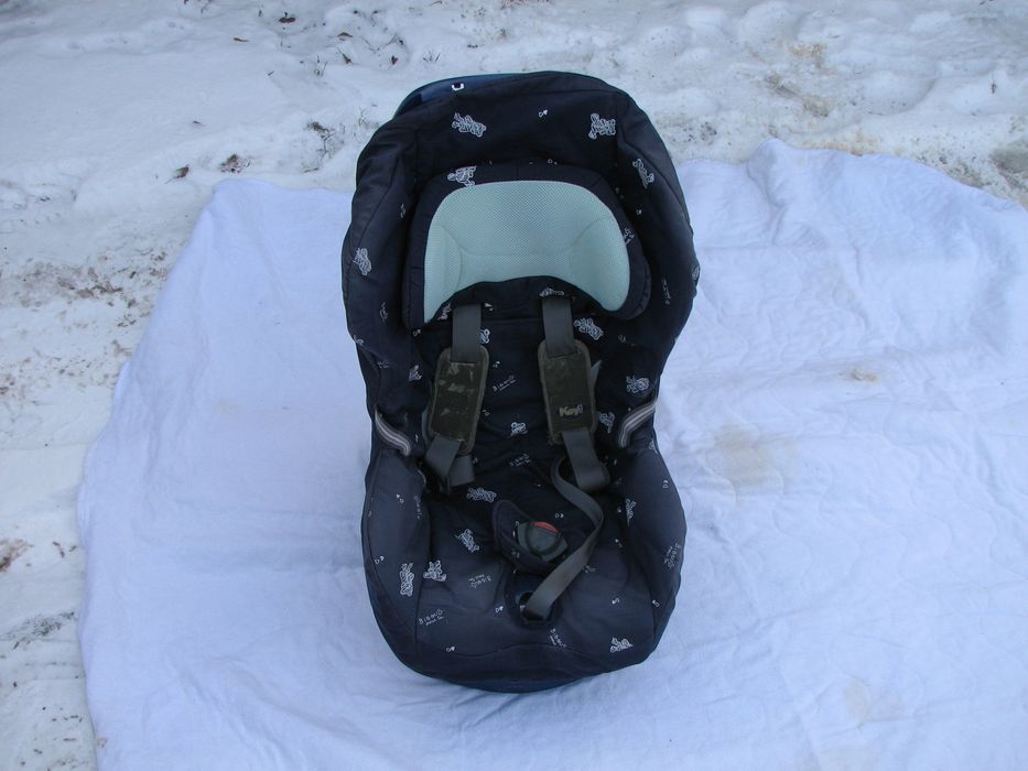 Авто кресло дитяче