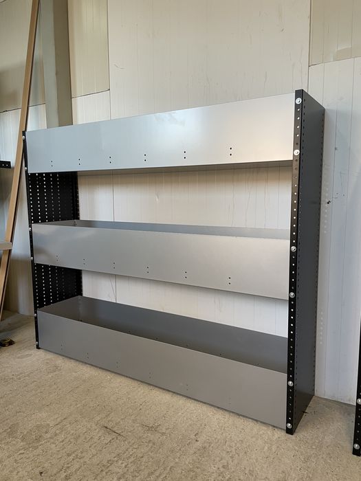 Zabudowa serwisowa bus dostawcze - solidna konstrukcja serwis