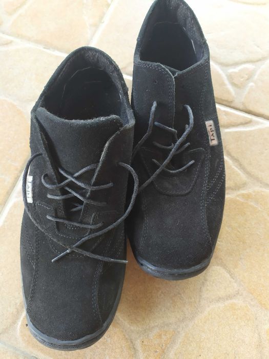 Buty czarne skórzane Tapi