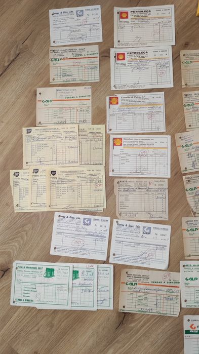 Faturas de abastecimento de combustível antigas