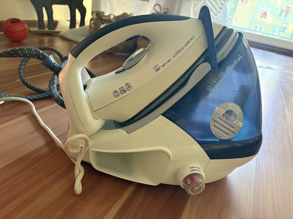 Żelazko generator pary marki tefal