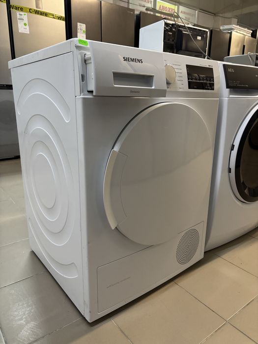 Сушильна машина Siemens JQ500, WT43W460
