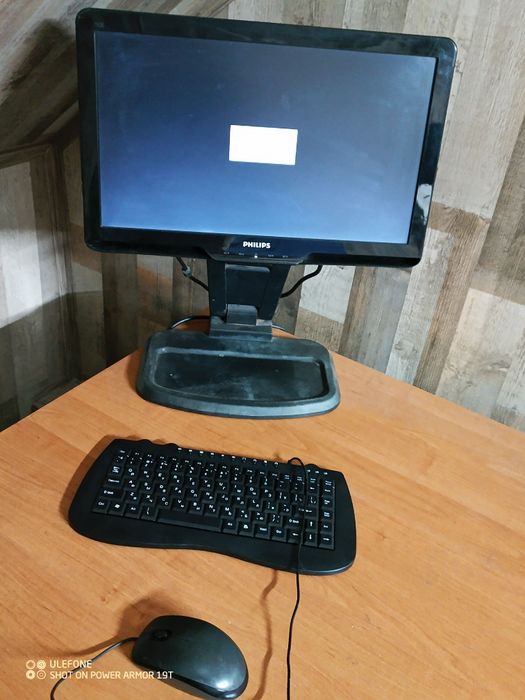 Продам компьютер с монитором