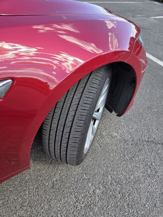 Tesla Model S  D75