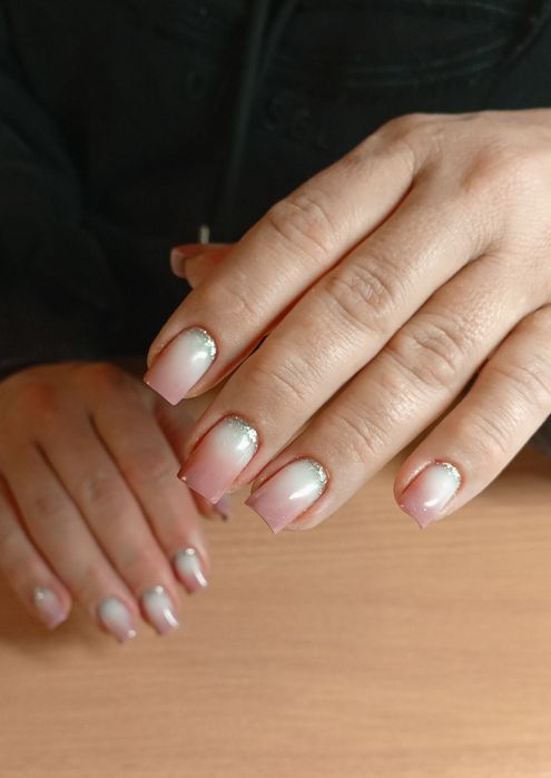 Фарбування волосся,стрижкі,Манiкюр.Нарощення нiгтiв