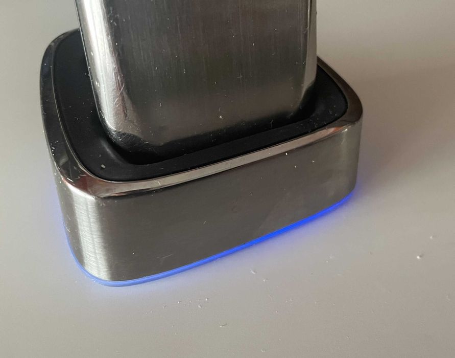 Stacja dokująca biurkowa (ładowarka) Nokia DT-8 (Nokia 8800)