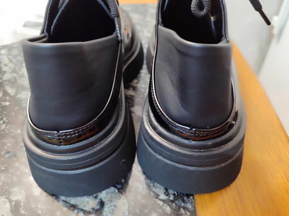 Продам туфлі сабо miu miu