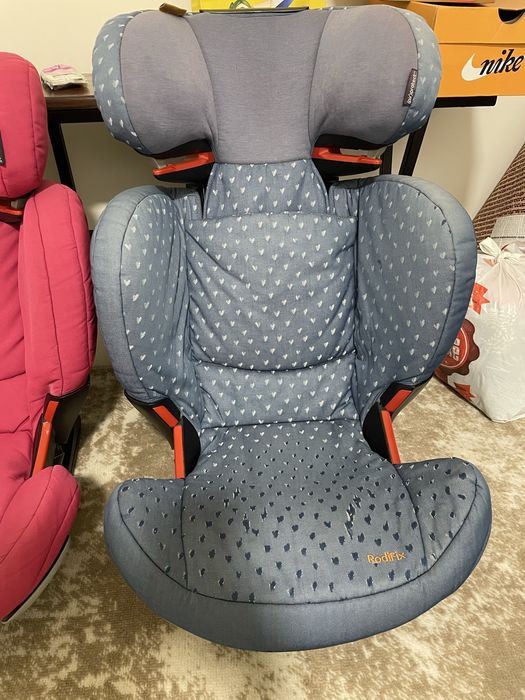 Cadeira Bebe Confort Ferofix e Rodifix