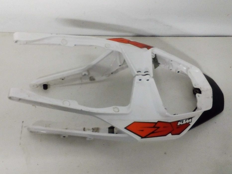 ktm duke 690 stelaż tył rama zadupek