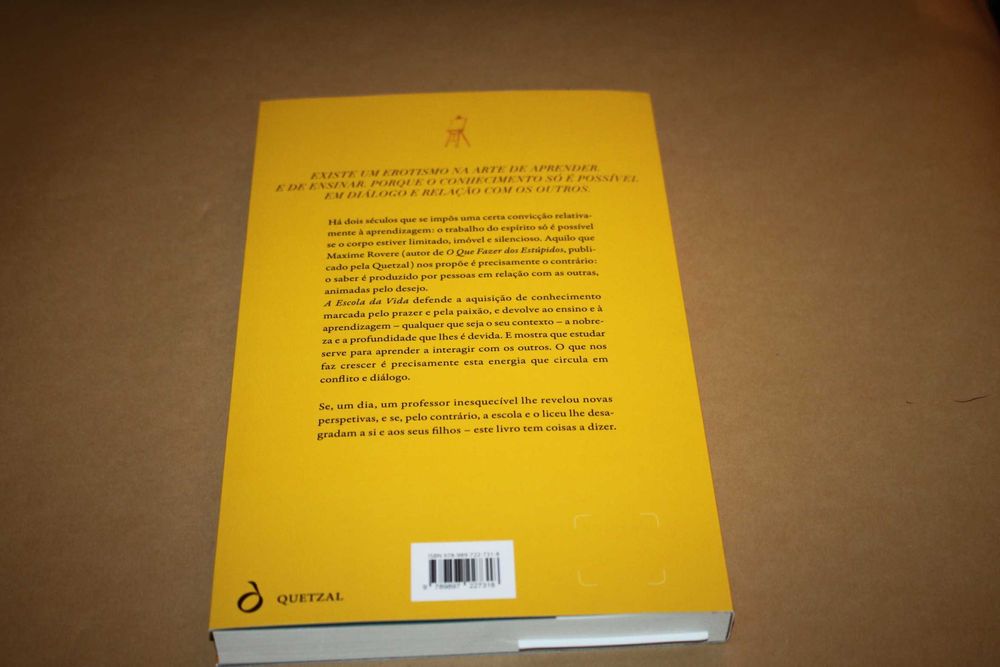 A Escola da Vida // Maxime Rovere