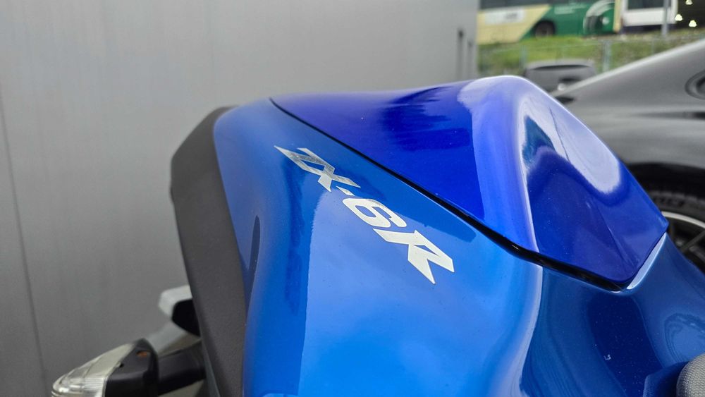 Kawasaki ZX6R - 2008