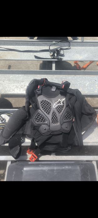 Alpinestars bionic tech v2