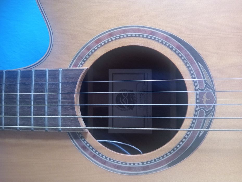 Guitarra Electro acústica LAG