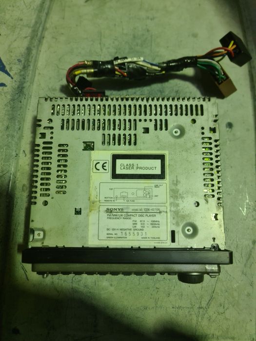 Autorrádio usado a funcionar