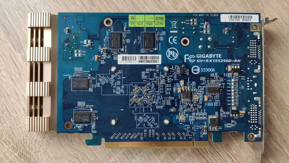 Gigabyte GV-RX155256D-RH karta graficzna Radeon X1550