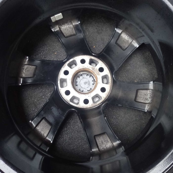 Stan IDEALNY Zimowe 2xKoło 255/60R18 Nissan NAVARA D23 NP300