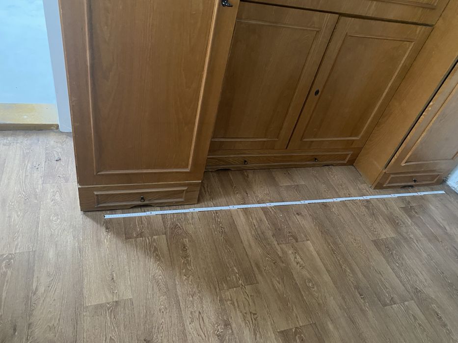 Szafa  250 cm i biurko