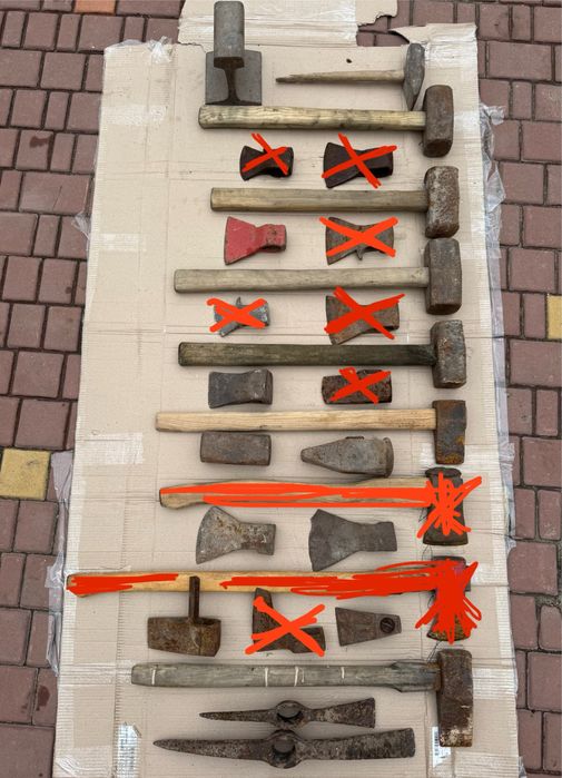 Молот, топор, колун, молоток, наковальня, зубило, ключ гайковий