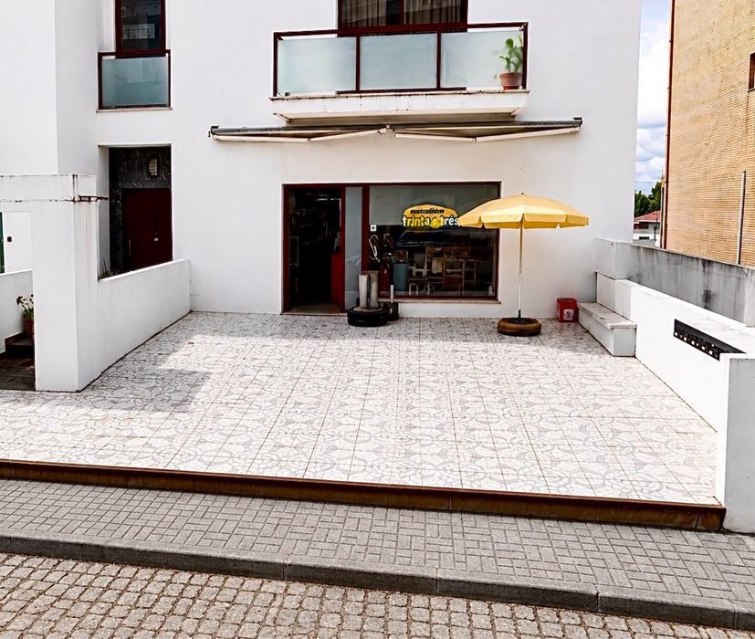 Trespasse Minimercado em funcionamento | Stock incluído | Penafiel