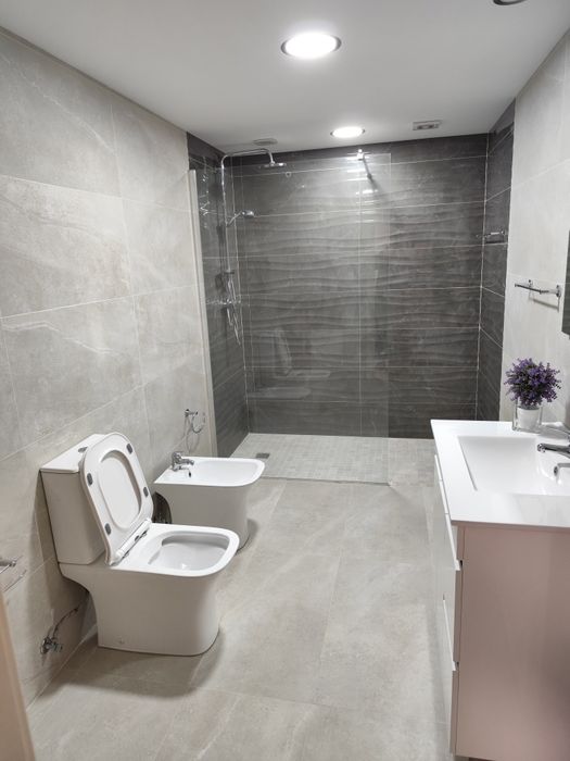 Alugo apartamento Oiã