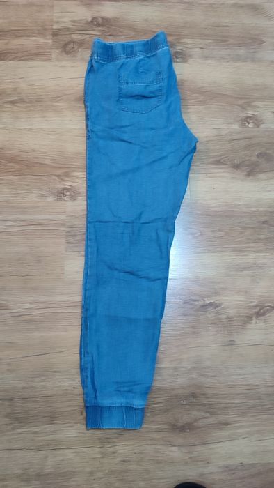 Zestaw kurtka zimowa, sweter, spodnie, żakiet