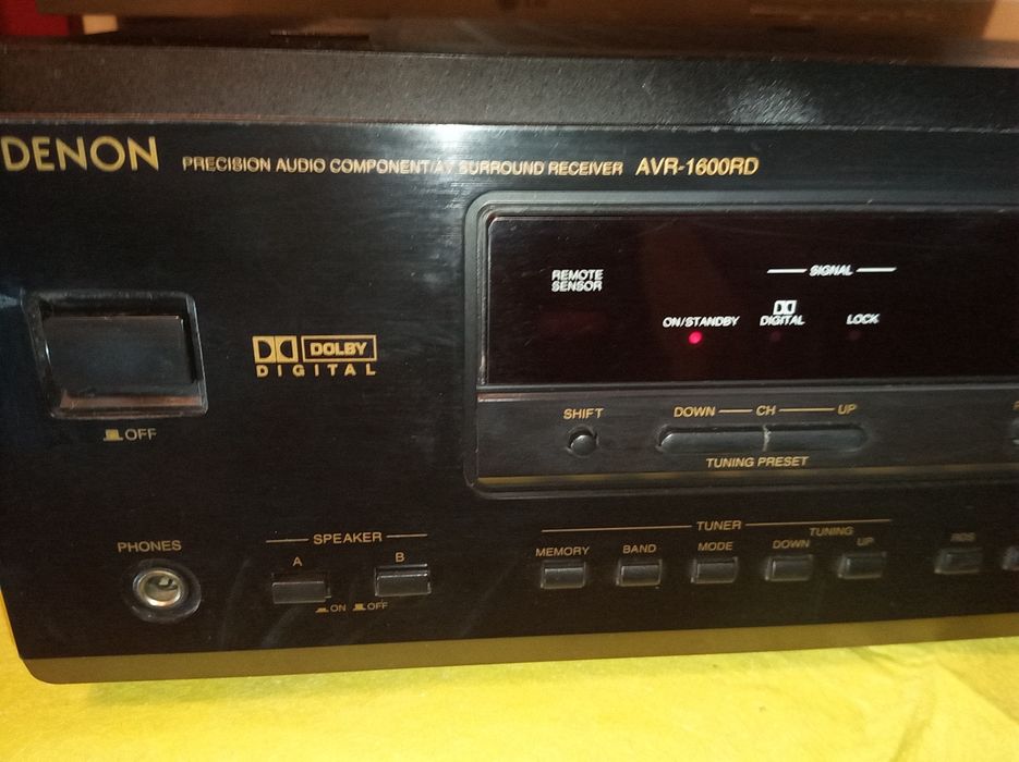 Amplificador Denon com radio RDS AVR 1600D0RD
