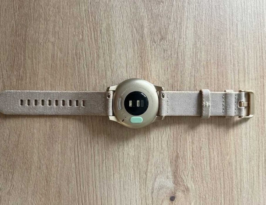 Garmin Vivomove Style różowozłoty