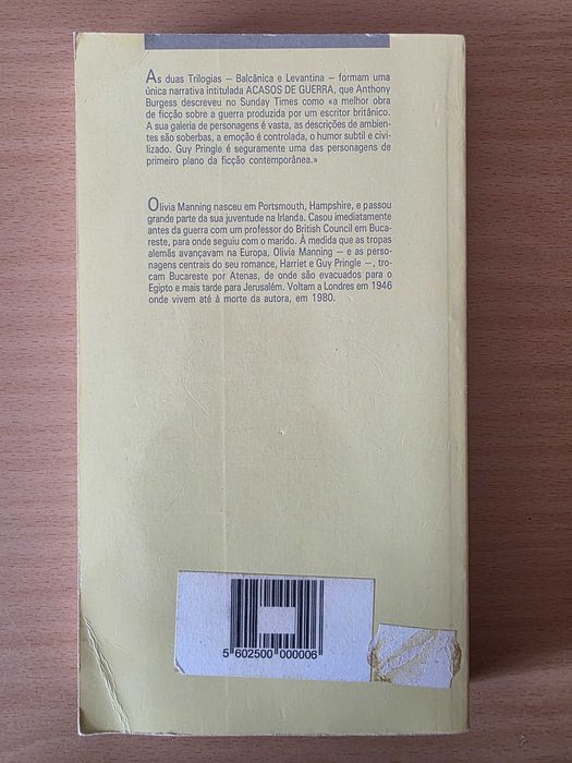 Livro "Acasos de Guerra: Amigos e Heróis" de Olívia Manning