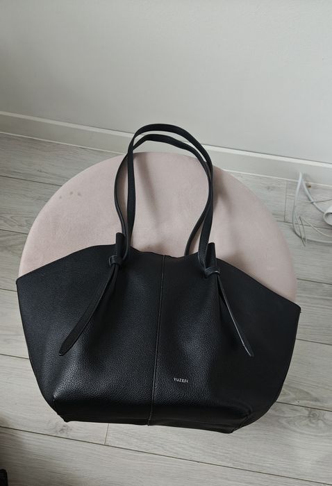 Nowa torebka Yuzefi large kolor czarny prezent