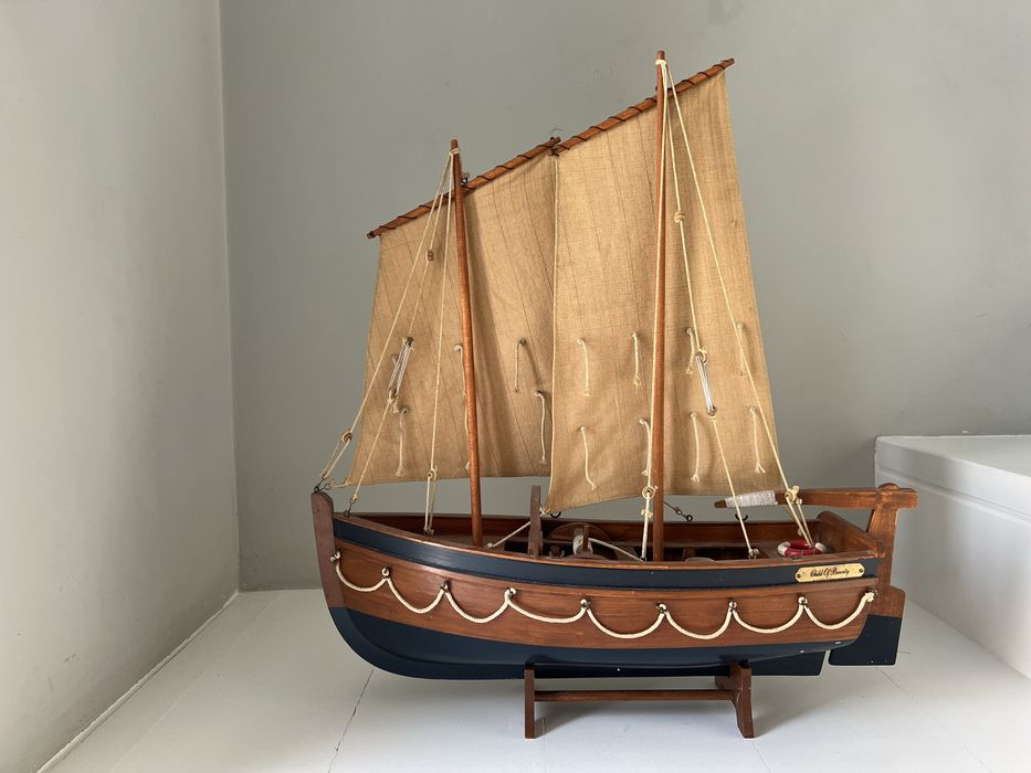 Barco madeira Decorativo artesanal feito a mao