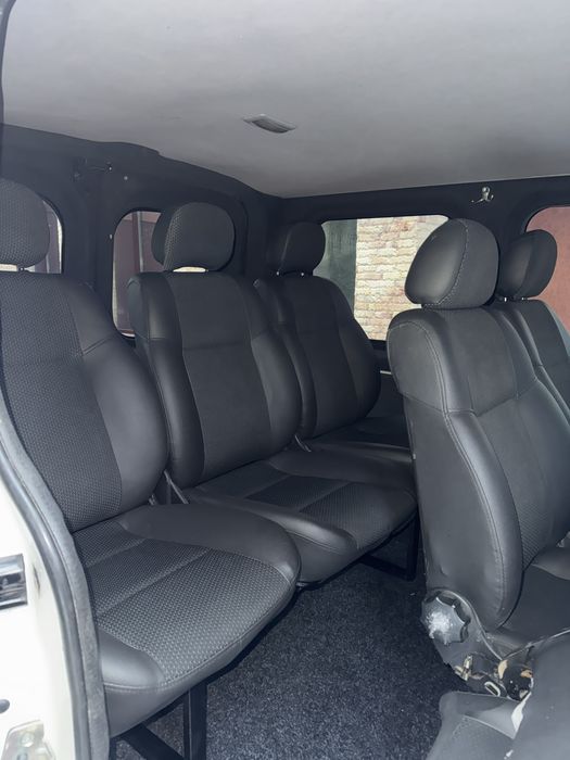 Renault Trafic 2.0 дизель 2008 рік