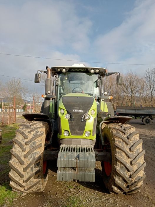 Class Axion 830 ciągnik