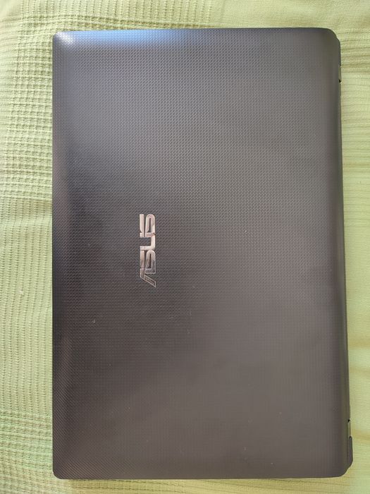 ASUS Computer + Carrying Case425231467309312001