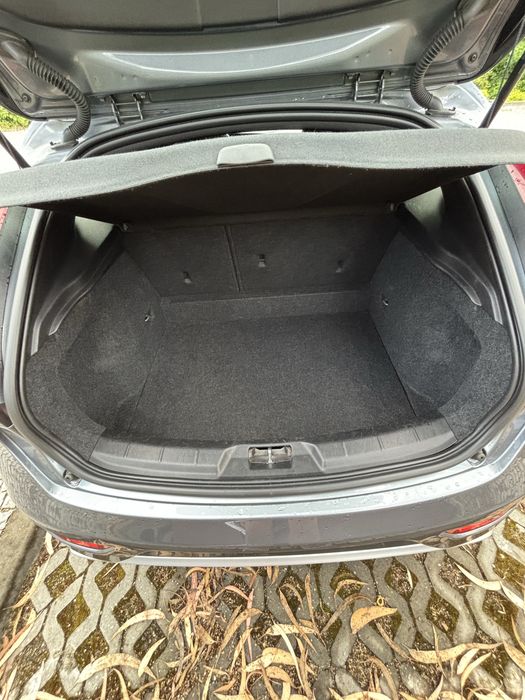 Volvo V40 R-Design 2.0 120cv