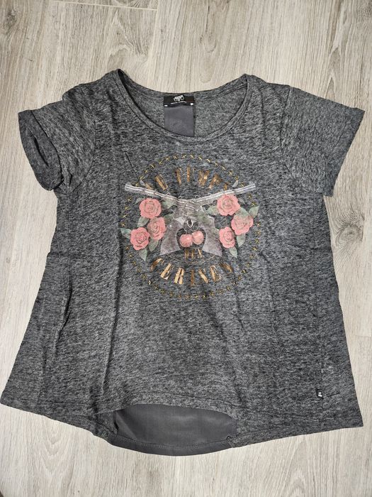 Gray T-shirt, Size M