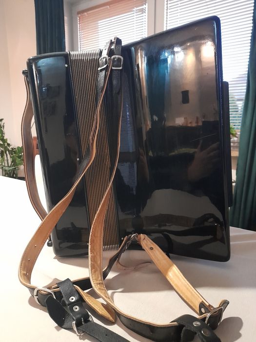 Sprzedam akordeon HOHNER VERDI II