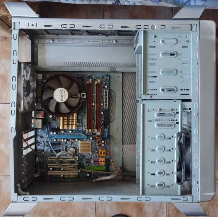 Материнська плата Gigabyte GA-965P-S3, Intel Core 2 Duo, 4 GB